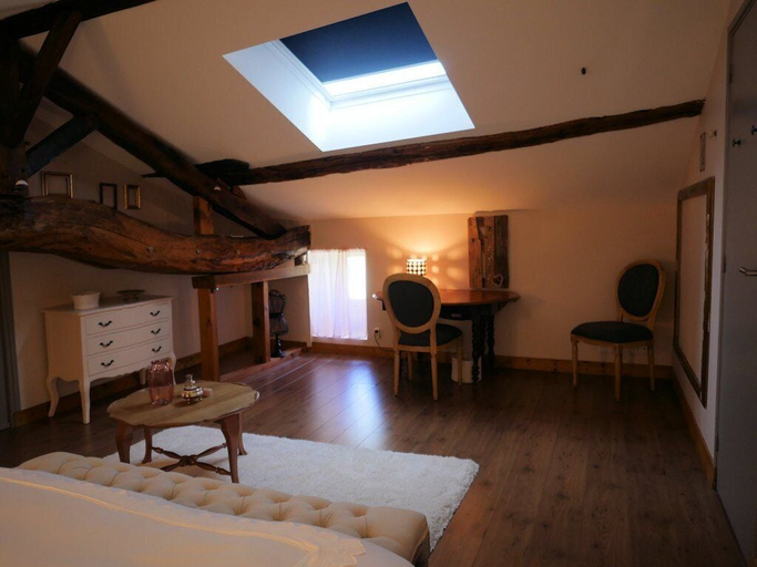 Bedroom 5, Le Domaine d'Ardgalen, Gironde