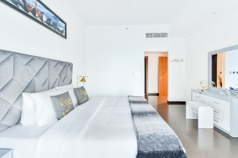 Room 4, Marvelous 2BR Apt. in Palm Jumeirah, Dubai