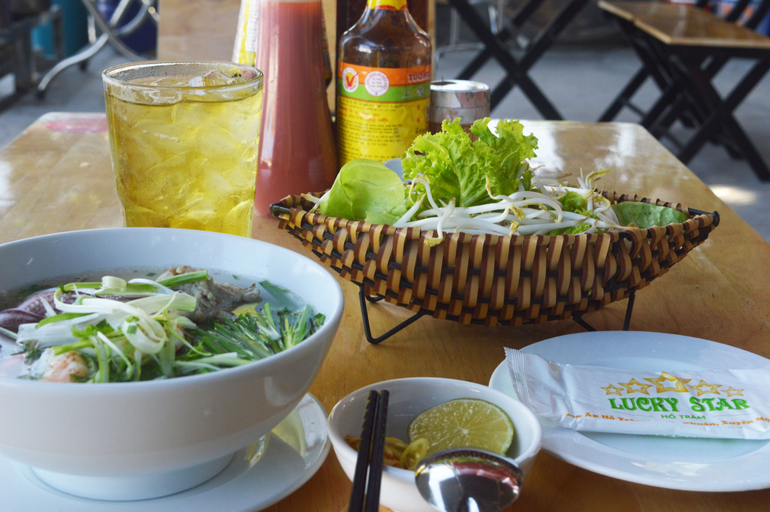 Food & Drinks 5, Lucky Star Ho Tram, Xuyên Mộc