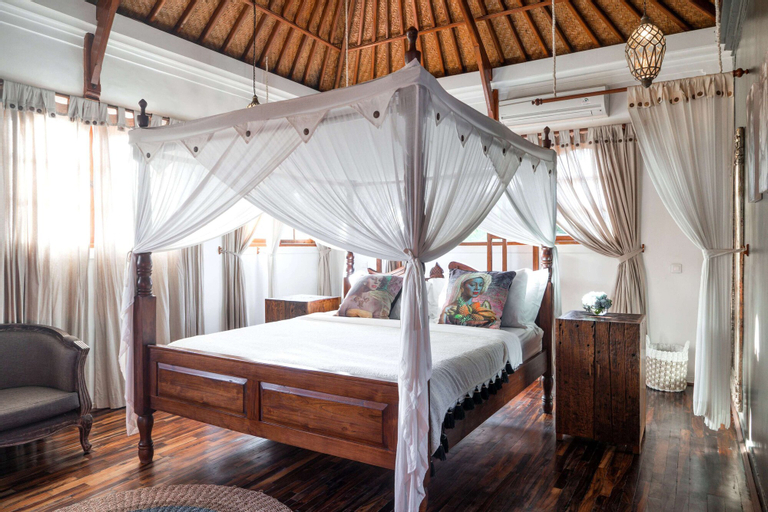 Bedroom 18
