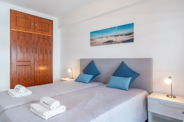 Bedroom 3, Quarteira Beach – 2nd D by HelloVacations, Loulé