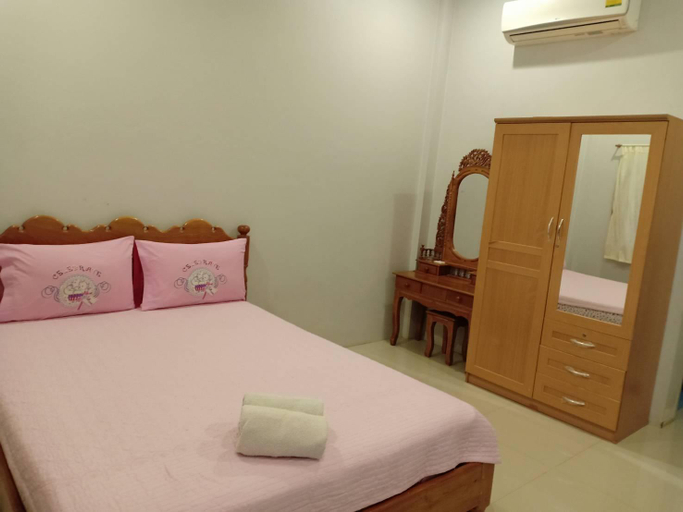 Bedroom 3, Reunrom hotel, Muang Nong Khai