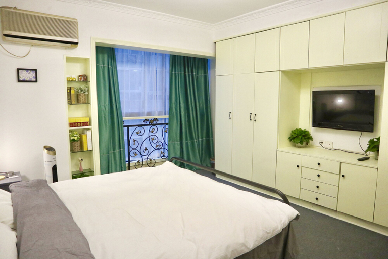 Bedroom 2, Qing Apartment Family Theatre, Chongqing