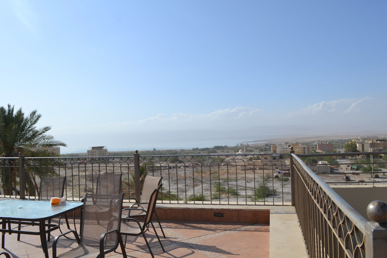 Others 5, Thara Dead Sea, Shooneh Janoobiyyeh