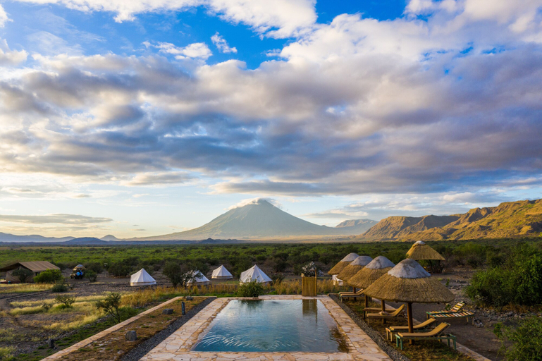 Others 2, Africa Safari Lake Natron Camping, Ngorongoro