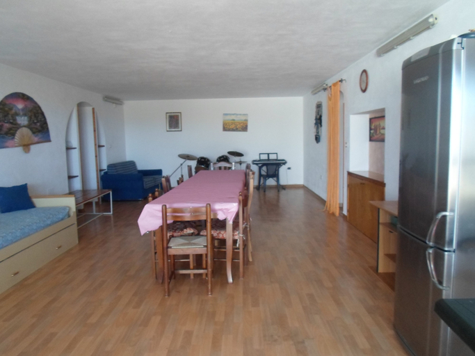 Others 5, Villa Martina, Lecce