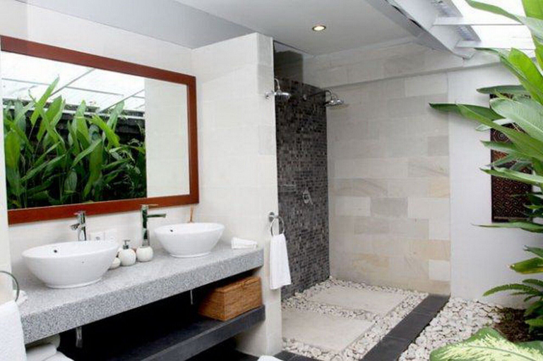 Bathroom, Villa Banta, Badung
