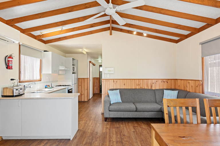 Others 5, Discovery Parks - Moama West, Murray