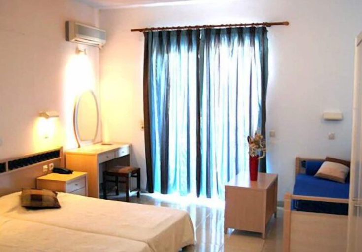 Bedroom 4, White Palace Studios, South Aegean