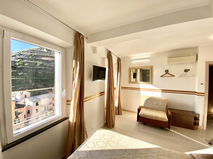 Bedroom 22