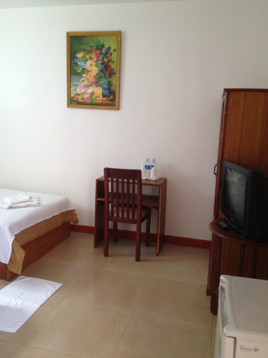 Bedroom 2, Chalouvanh Hotel, Pakxe