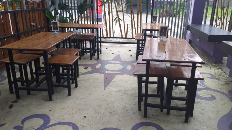 Food & Drinks, Ungu Nasional 2 Hotel, Kebumen