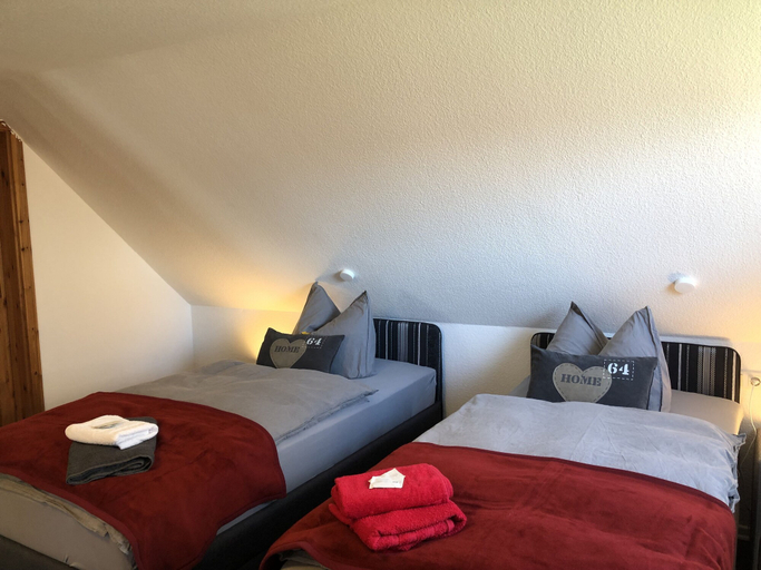 Bedroom 2, Pension K.Krause, Salzgitter