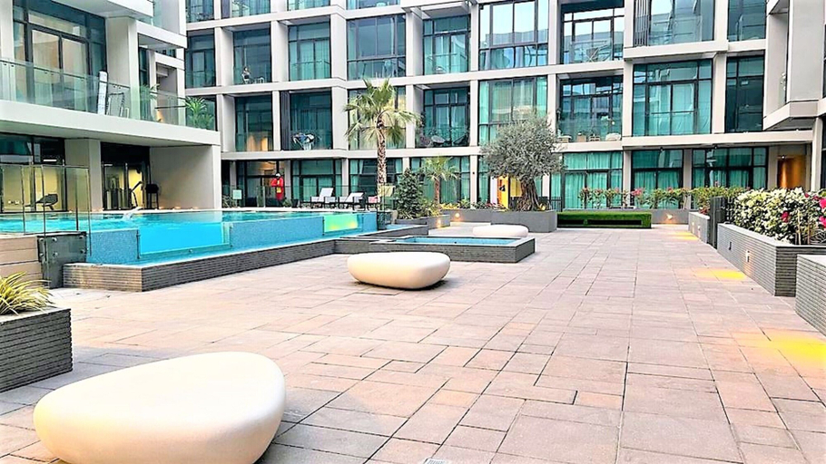 Sport & Beauty 4, Ultimate Luxury Samana Signature Living Dubai, Dubai