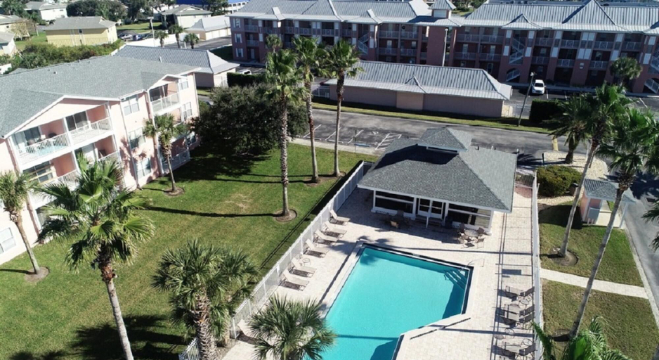 Exterior & Views, Modern and Beachy Second Floor Walk to Beach, Saint Johns