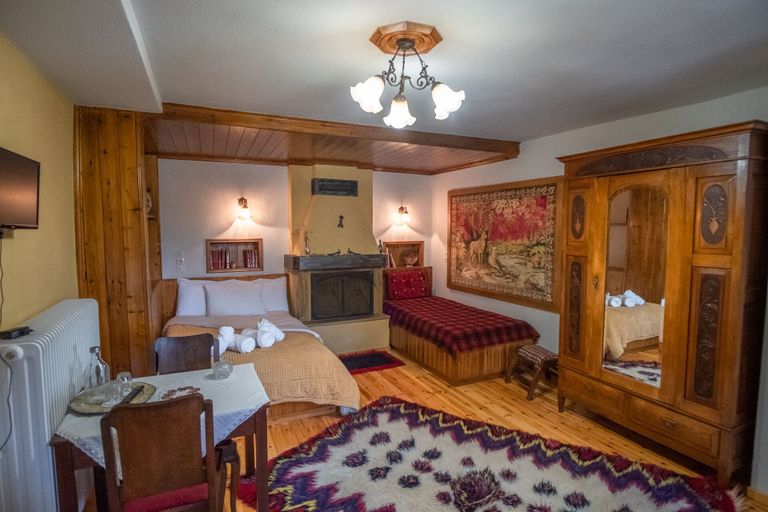 Bedroom 3, Casa Calda, Epirus