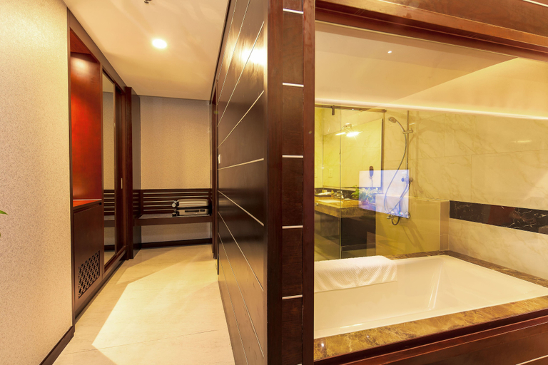 Bathroom 5, THE MIRA HOTEL, Thủ Dầu Một