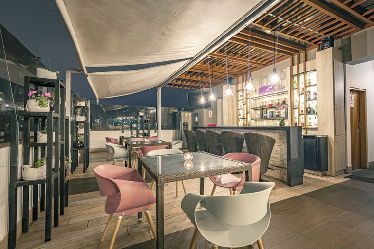 Food & Drinks 4, Andesmar, Lima