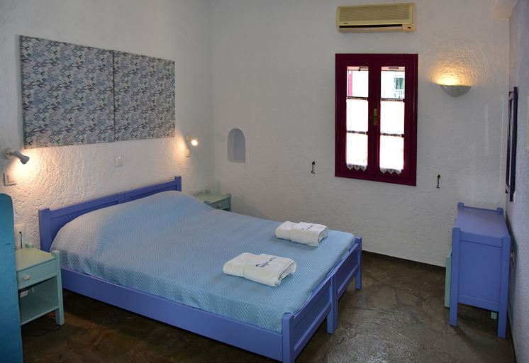 Bedroom 4, Hotel Nefeli, South Aegean