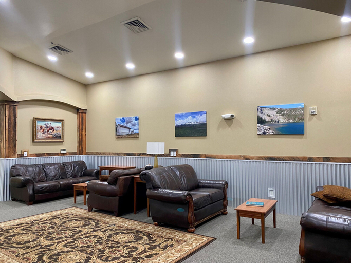 Others 5, Red Rock Lodge, Custer
