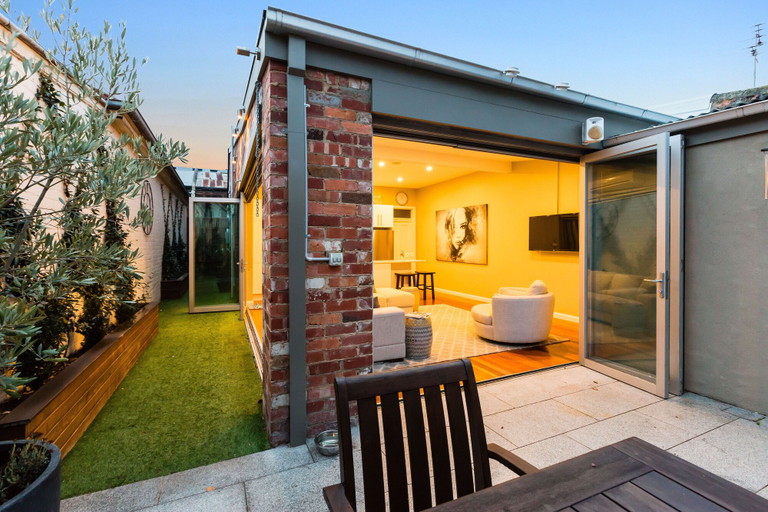 Exterior & Views, ELISE, 2BDR Windsor House, Melbourne