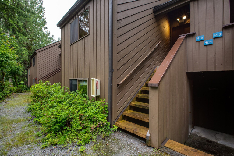 Exterior & Views, 85SW - Fireplace - WiFi - Washer/Dryer - Dishwasher - Sleeps 4, Whatcom