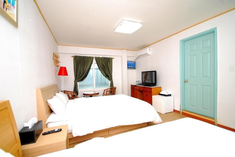 Bedroom 3, M Motel, Gangneung