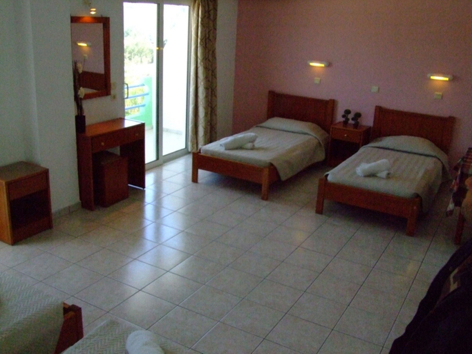 Bedroom 3, Millenium Studios, South Aegean