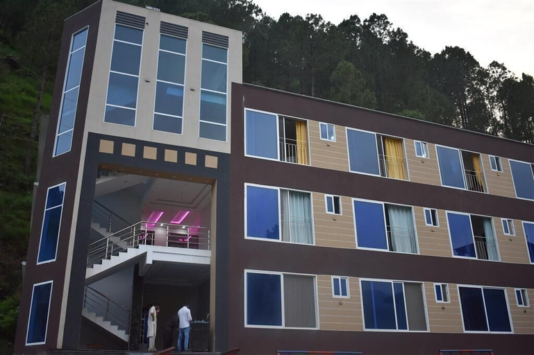 Exterior & Views 2, Royal Park Hotel Balakot, Hazara