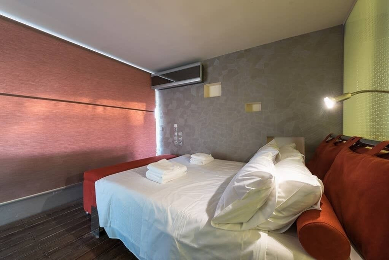 Bedroom 5, Sea View Apartment with Hot Tub & Sauna, Attica