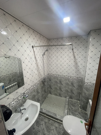 Bathroom 4, Samarkand Ali, Samarkand