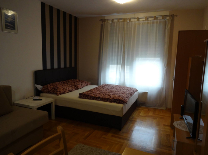 Bedroom 2, Apolon Centar Apartment, Banja Luka