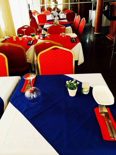 Food & Drinks 3, Méditerranéen Hôtel, Cotonou