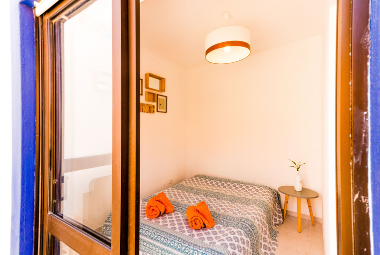 Bedroom 2, Charming 2-bed Apartment in Armacao de Pera, Silves