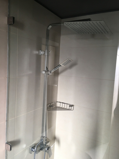 Bathroom 4, One Nk Apartments, Cordillera