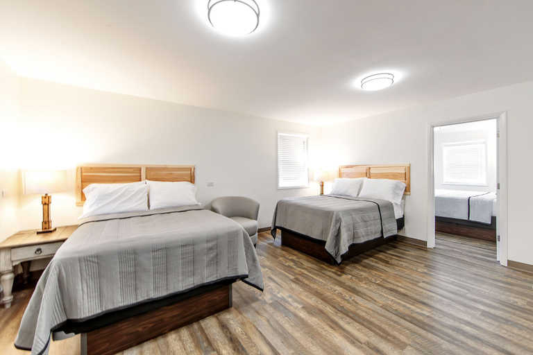 Bedroom 2, Southern Breeze Lodge, Lafourche