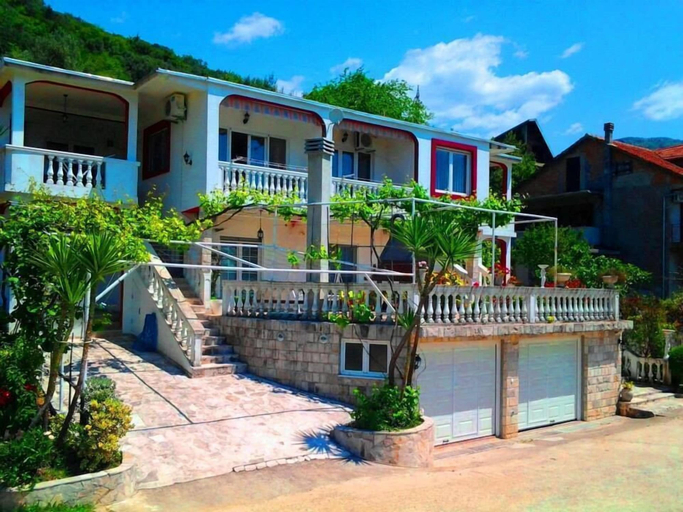 Exterior & Views, Apartments Villa Lastva
