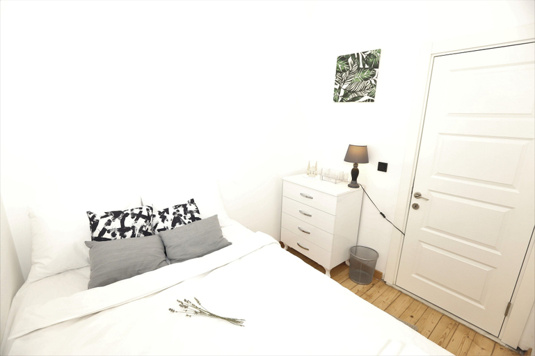 Bedroom 2, Luxury 4+1 Apt @ Nisantasi, Beşiktaş