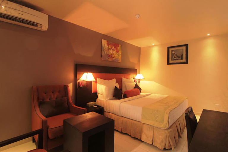 Bedroom 2, Oakspring Hotel & Luxury Suites, Shomolu