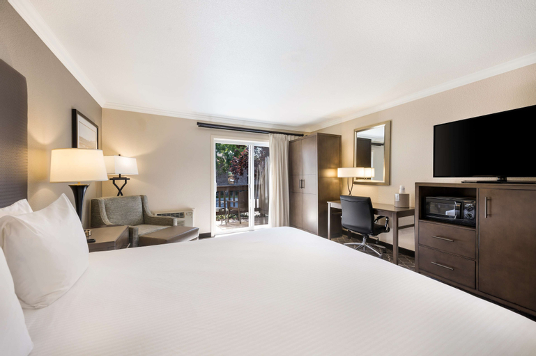 Bedroom 13