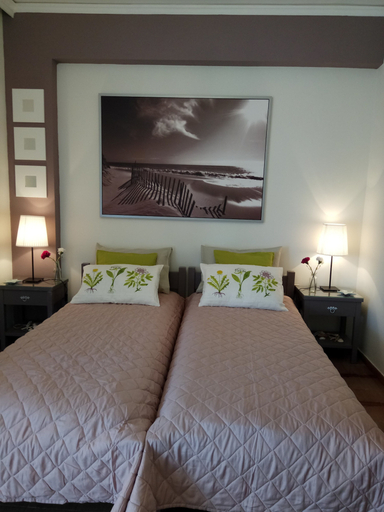 Bedroom 2, Top Floor Cozy Apartment near Beach, Attica