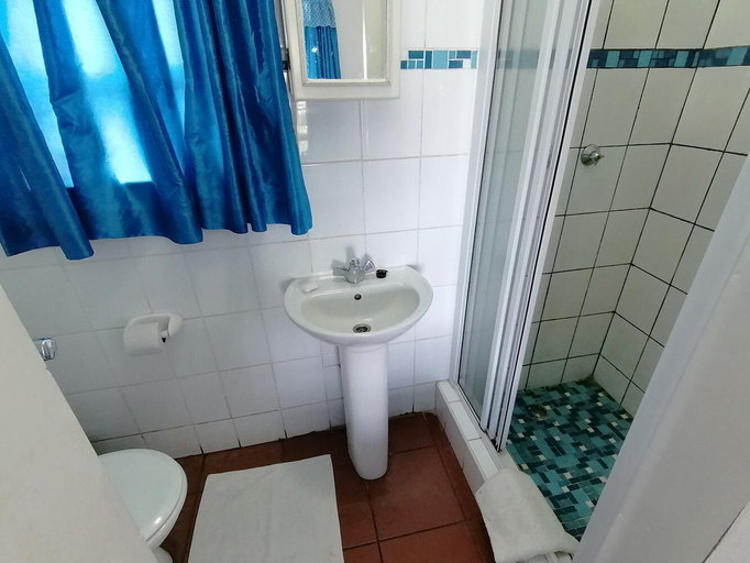 Bathroom, Southern Comfort - Periwinkle, Ugu