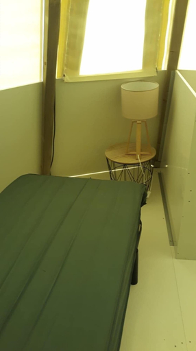 Bedroom 2, Les P'tites Maisons dans la Prairie, Vendée