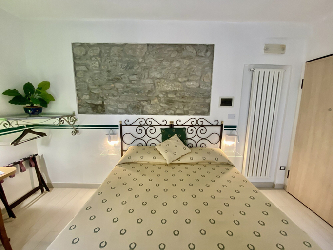 Bedroom 13