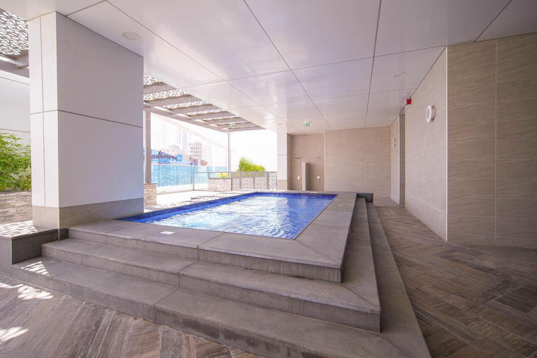 Sport & Beauty 5, Business Bay 1BR Canal View Rooftop Pool - 360 vacation, Dubai