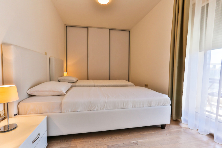Bedroom 2, Gufo Apart Hotel