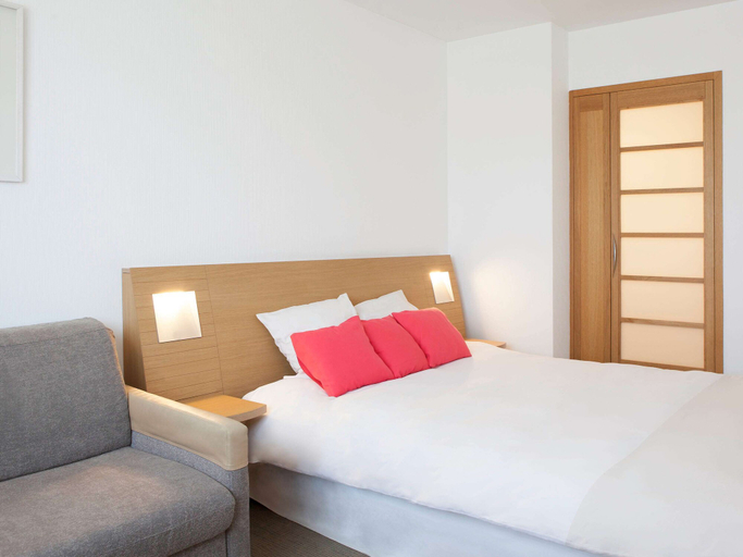 Bedroom 4, Novotel Reims Tinqueux, Marne