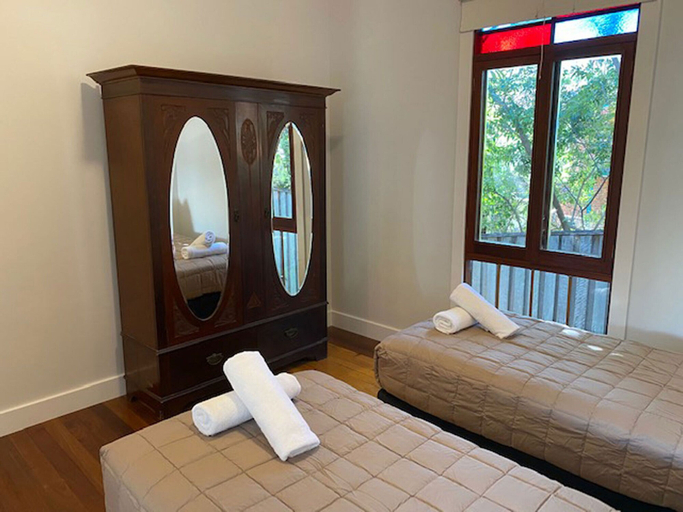 Bedroom 2, Seaview On Byron, Byron