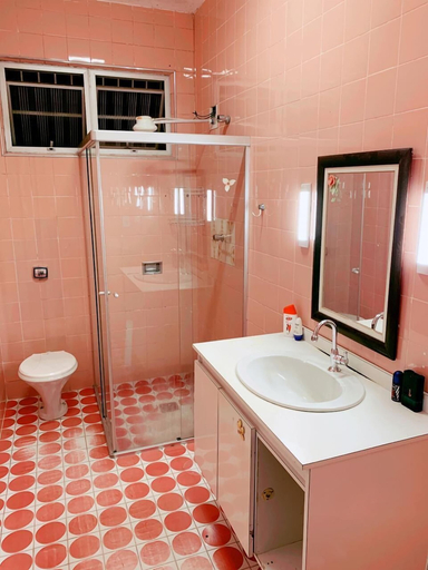 Bathroom 4, Casa de Praia Guarujá 180 metros do Mar, Guarujá