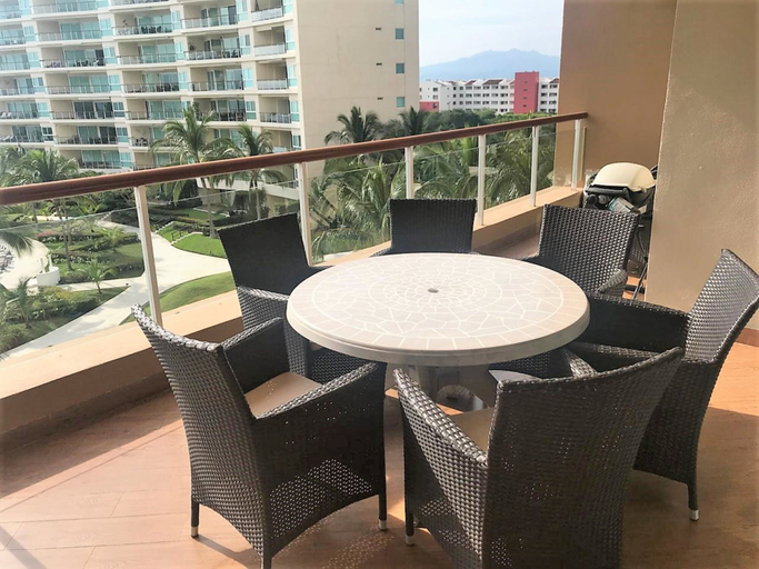 Others 5, Delcanto Residences by LaTour, Compostela